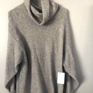 FREE PEOPLE SOFTLY STRUCTURED TUNIC SWEATER